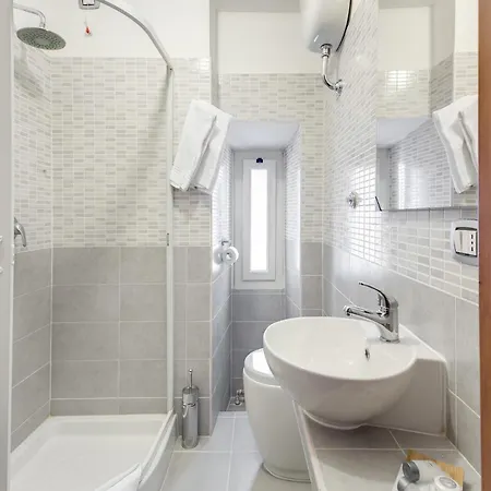 Mf Hotel Roma
