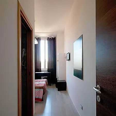 Mf Hotel 3*