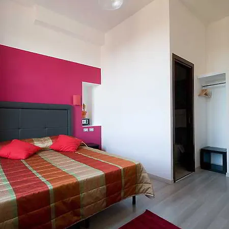 Hotel Mf 3*